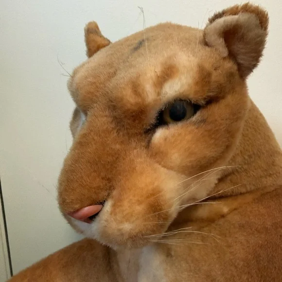 Vtg 42” Big Stuffed Animal Plush Realistic Lioness Best Made Toys Canada Nice!